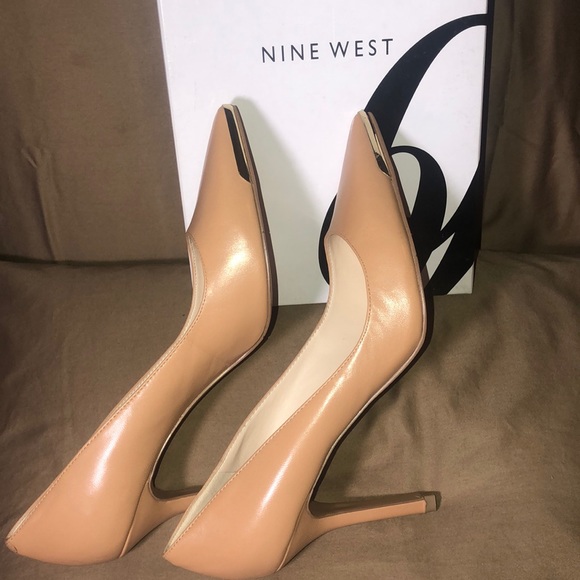 Nine West heels 👠 - Picture 2 of 7